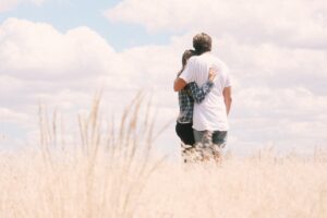 中年男性の口臭の原因は食べ物にある？